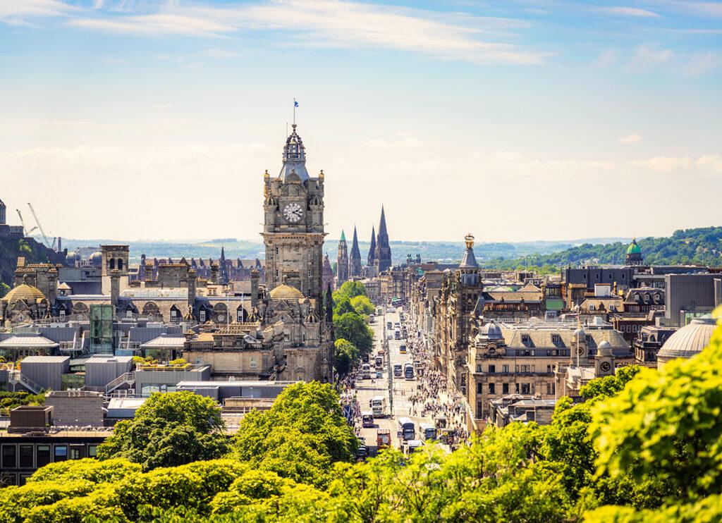 Frecciarossa annuncia il nuovo biglietto unico treno più aereo da Padova a Edimburgo. Noi lo abbiamo provato