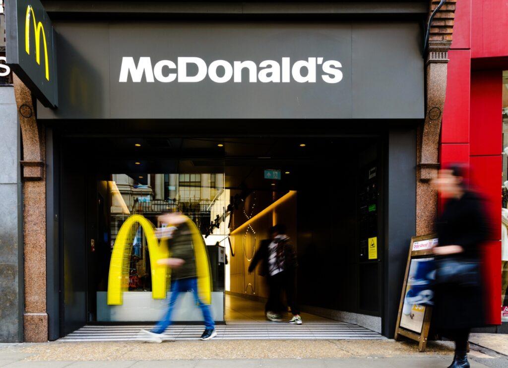 CosMc’s : il McDonald's spaziale che punta a conquistare i giovani