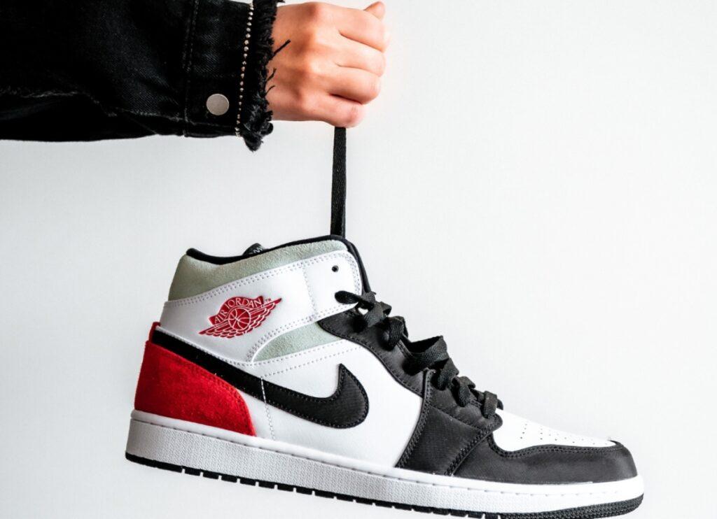 Sneakers divoratrici del pianeta, ma c'è speranza